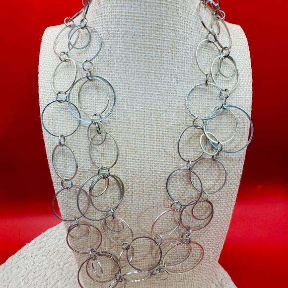 Multi Different Shape Circles Silver Necklace And Earrings Bundle - Picture 2 of 5